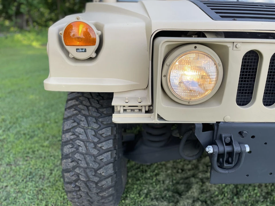 Hummer HMMWV - Image 26 of 31