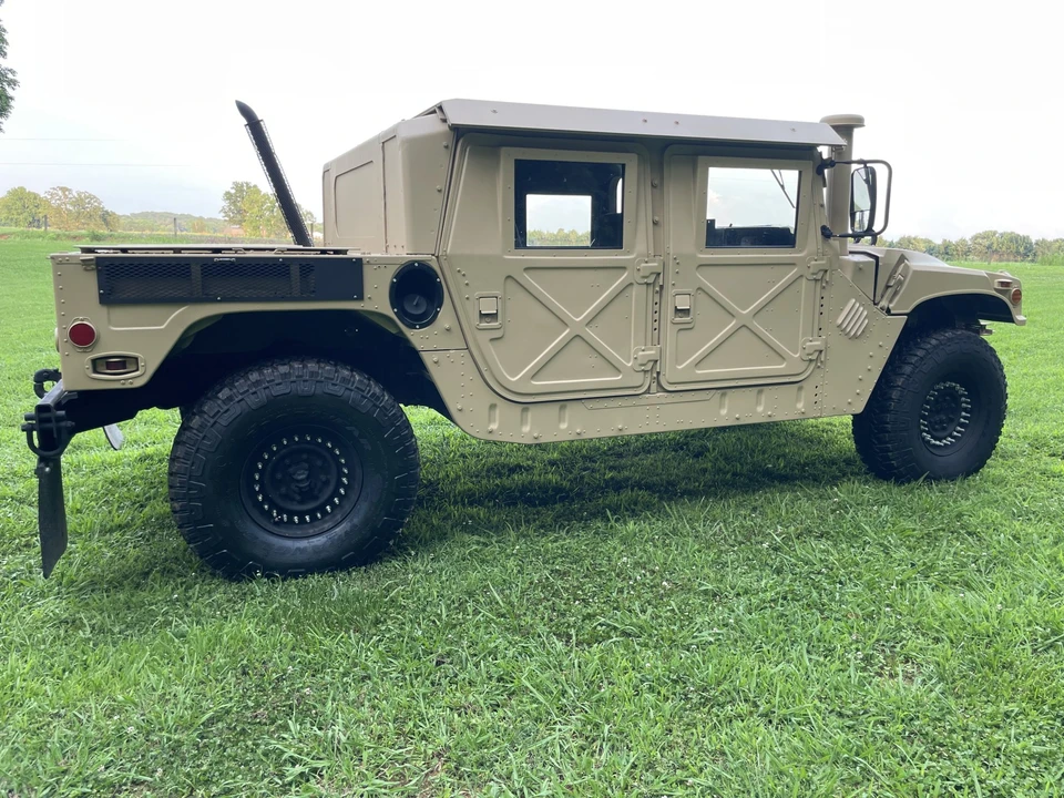 Hummer HMMWV - Image 7 of 31