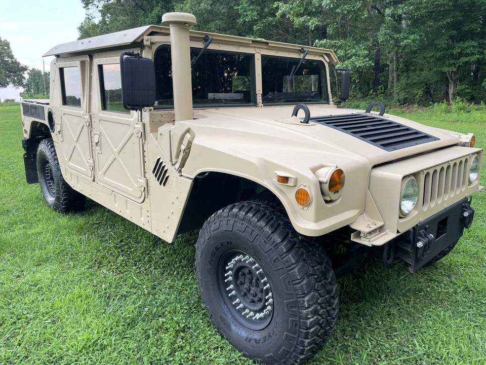 Hummer HMMWV - Image 9 of 31