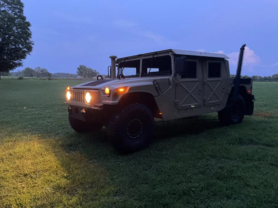 Hummer HMMWV - Image 3 of 31