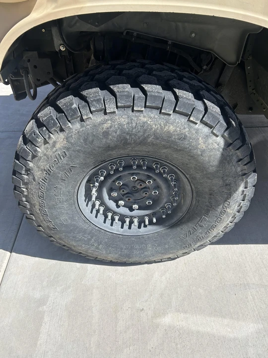Hummer HMMWV - Image 19 of 31