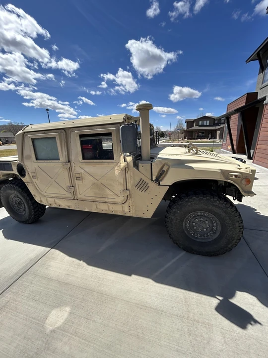 Hummer HMMWV - Image 5 of 31