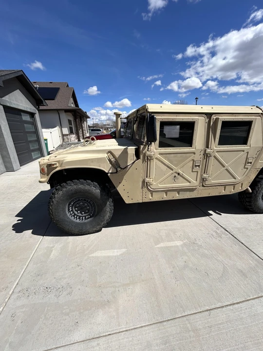 Hummer HMMWV - Image 11 of 31