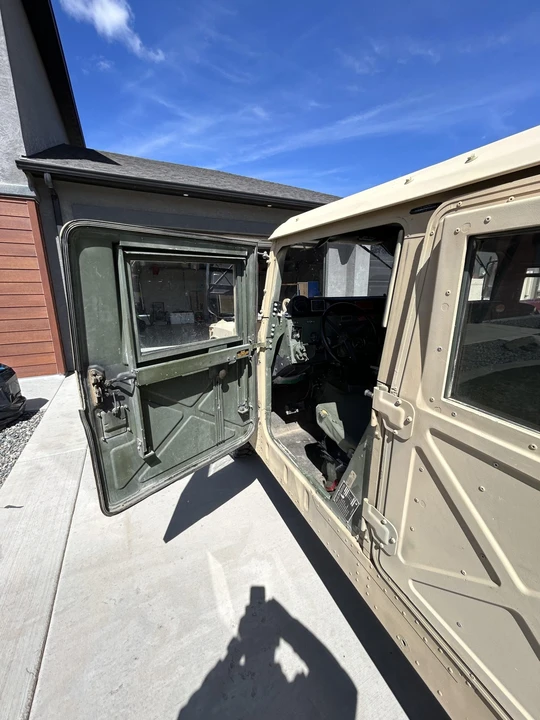 Hummer HMMWV - Image 23 of 31