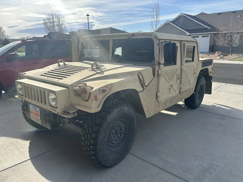 Hummer HMMWV - Image 2 of 31