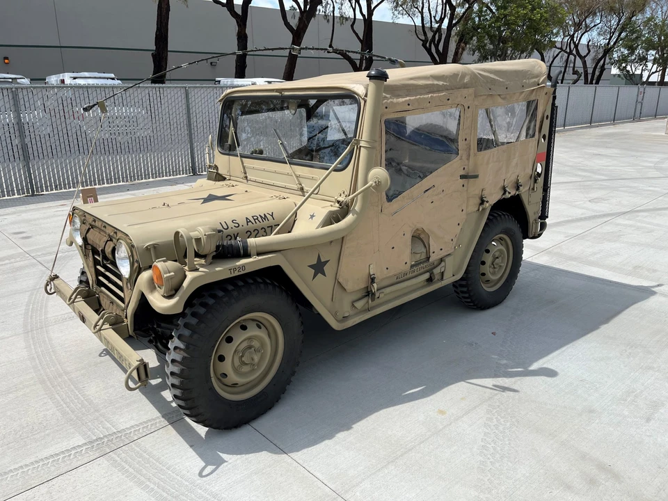 AM General - Image 2 of 31