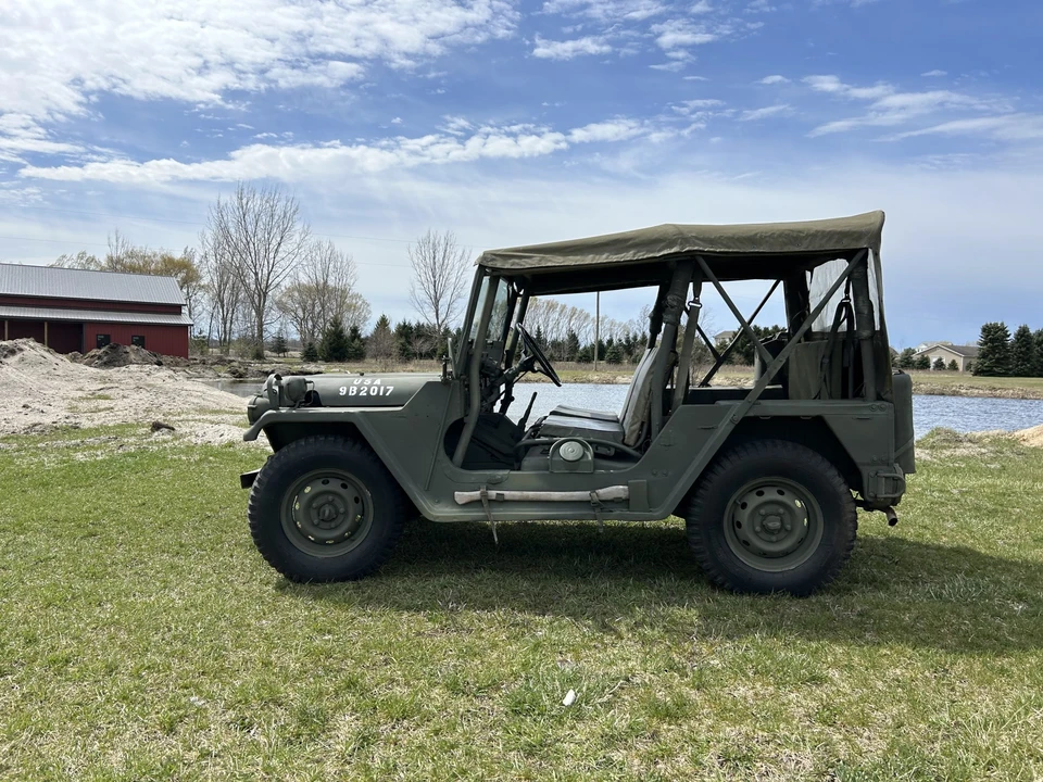 AM General - Image 13 of 31