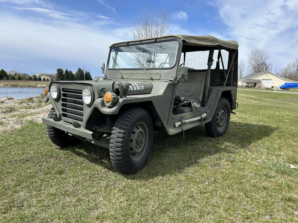 AM General - Image 6 of 31