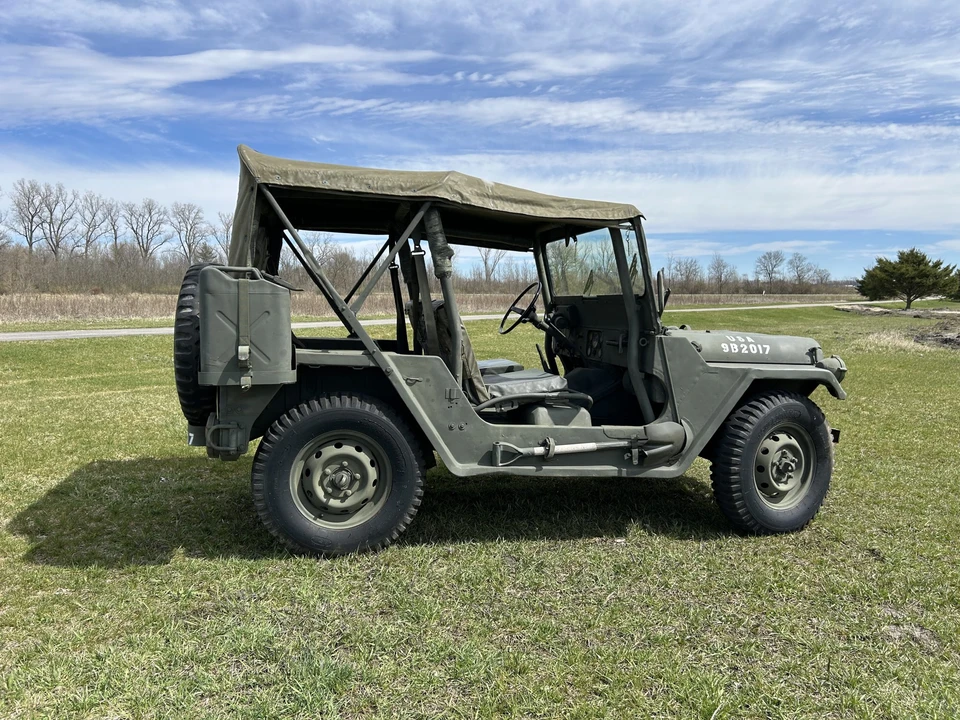 AM General - Image 27 of 31