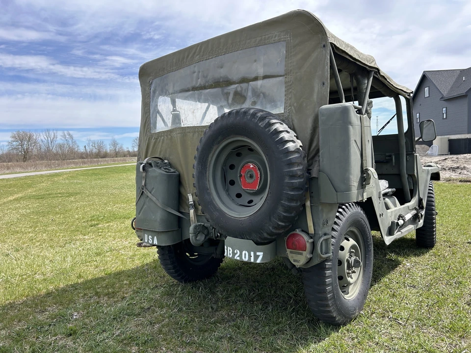 AM General - Image 20 of 31