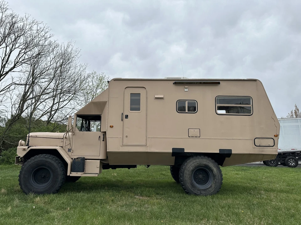 AM General - Image 20 of 31