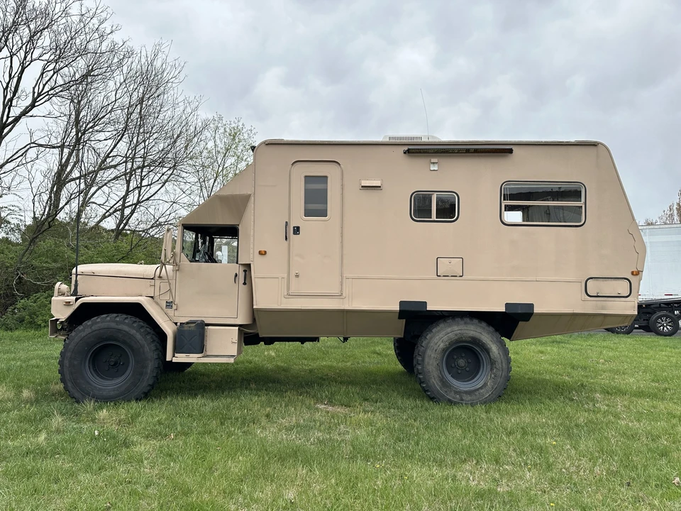 AM General - Image 21 of 31