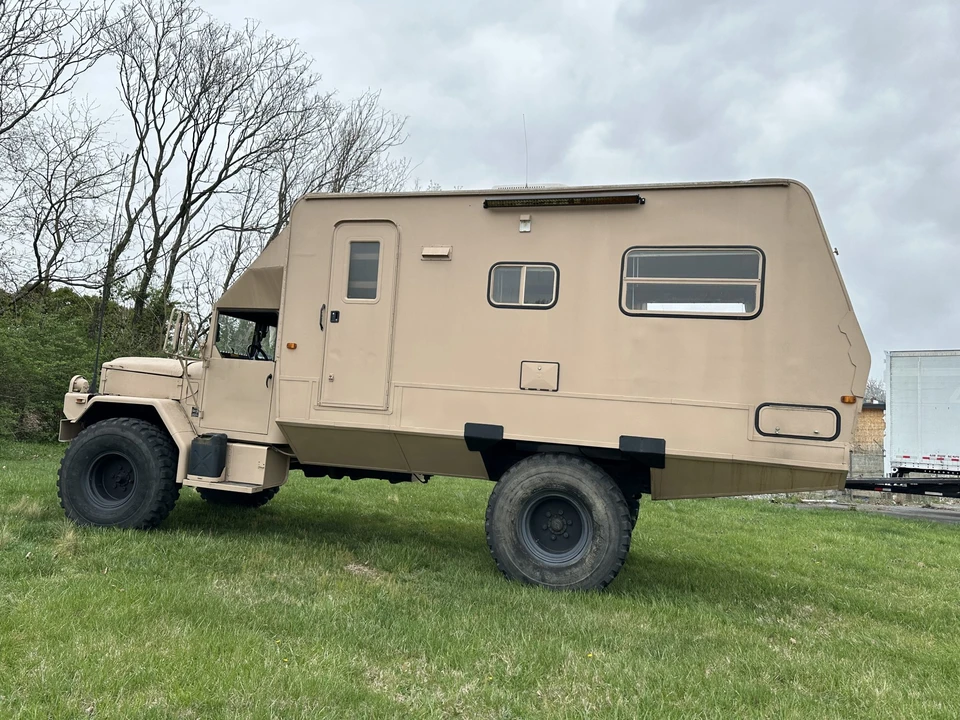 AM General - Image 22 of 31