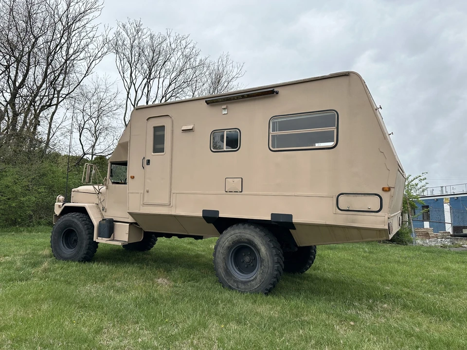 AM General - Image 23 of 31