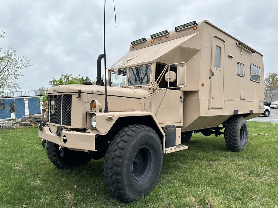 AM General - Image 12 of 31
