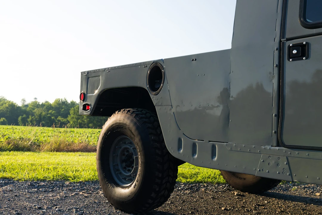AM General Hummer - Image 24 of 31