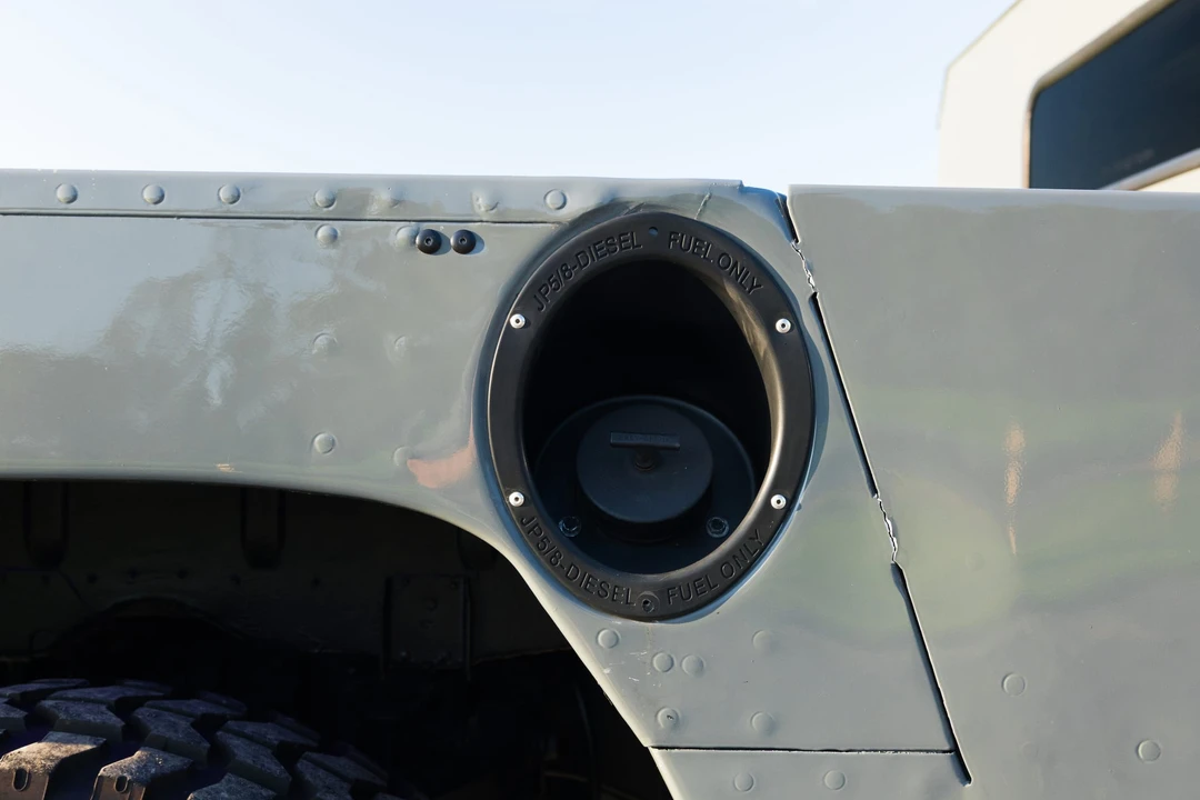 AM General Hummer - Image 23 of 31