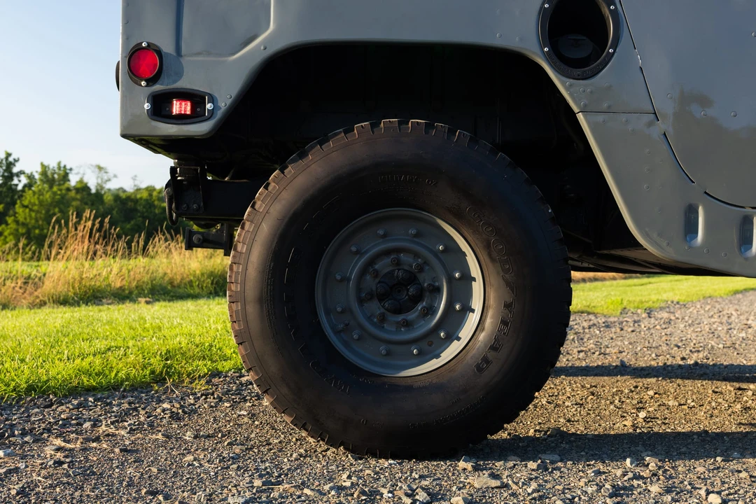 AM General Hummer - Image 29 of 31