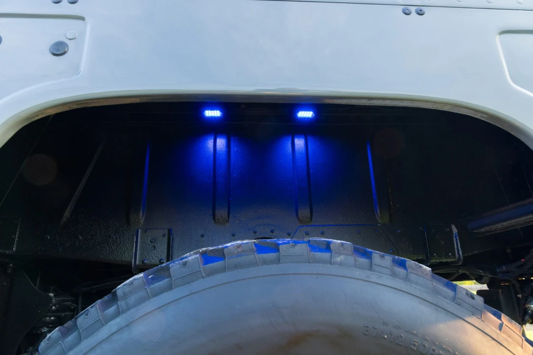 AM General Hummer - Image 31 of 31