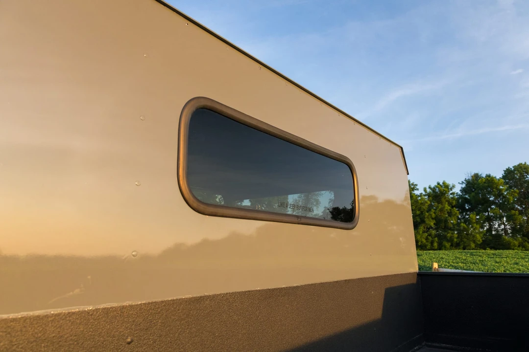 AM General Hummer - Image 17 of 31