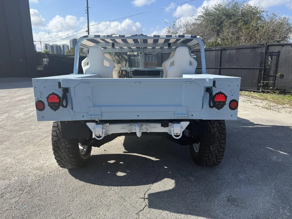 Hummer HMMWV - Image 7 of 31