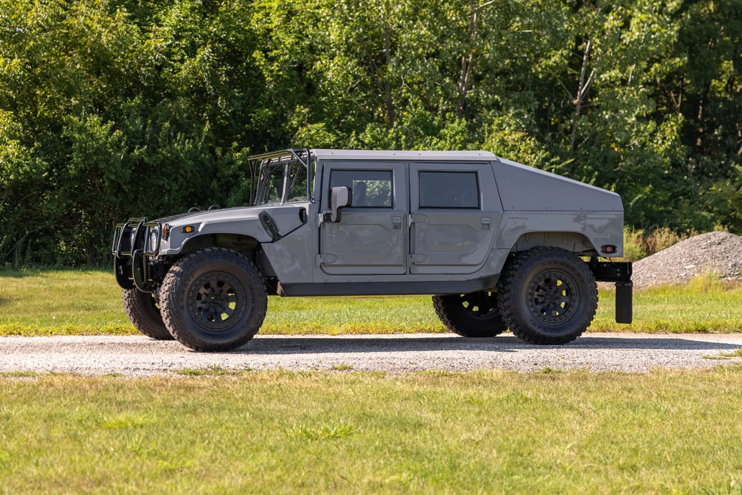 Hummer HMMWV - Image 8 of 31