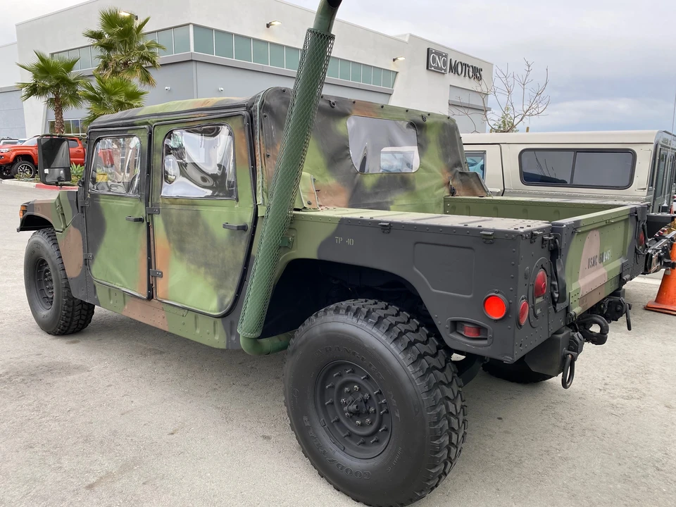 Hummer HMMWV - Image 7 of 31