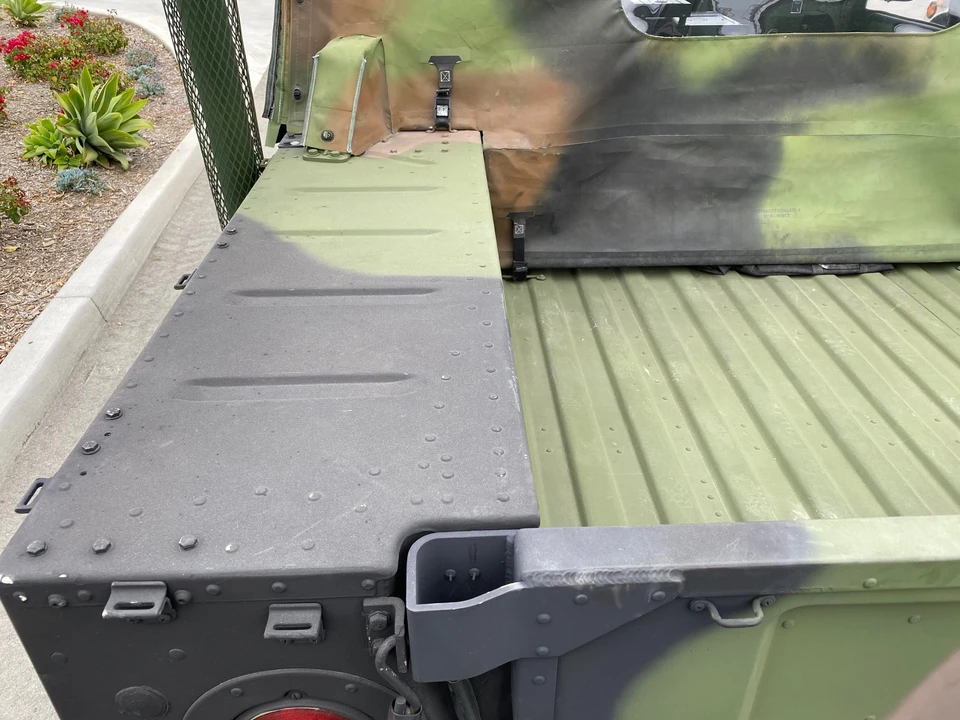 Hummer HMMWV - Image 25 of 31
