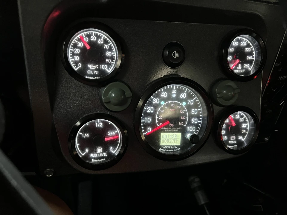 Hummer HMMWV - Image 26 of 31