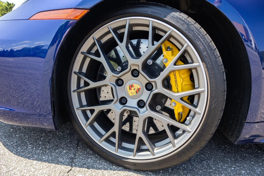 2020 Porsche 992 Carrera S - Image 5 of 26
