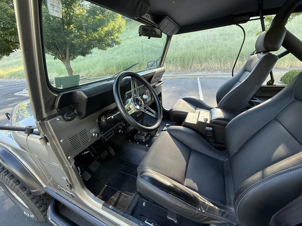 1986 Jeep CJ7 - Image 24 of 31