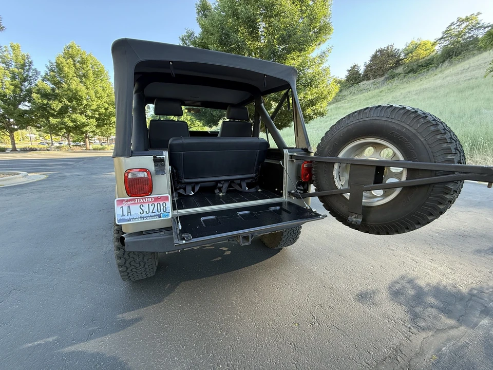 1986 Jeep CJ7 - Image 11 of 31