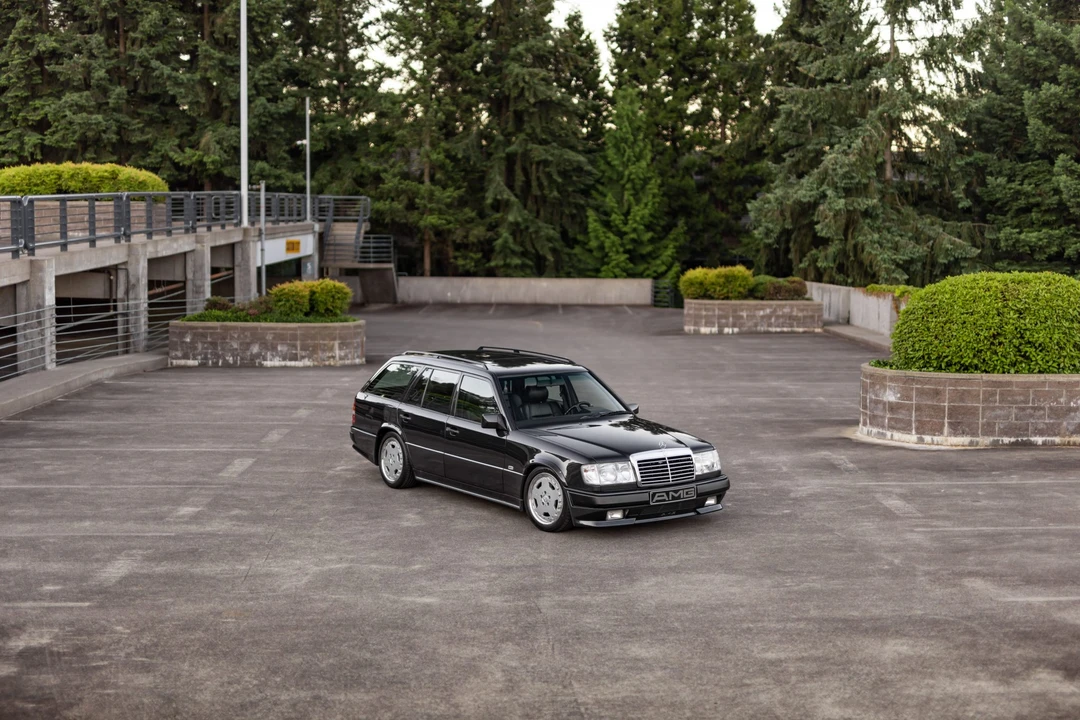 1993 Mercedes-Benz W124 E-Class - Image 11 of 31