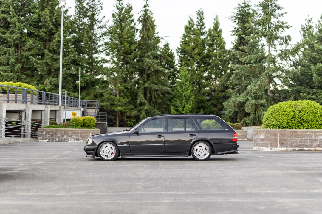1993 Mercedes-Benz W124 E-Class - Image 30 of 31