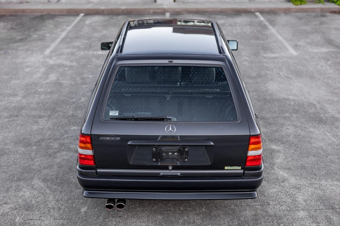 1993 Mercedes-Benz W124 E-Class - Image 17 of 31