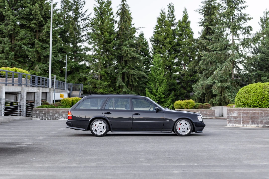 1993 Mercedes-Benz W124 E-Class - Image 12 of 31