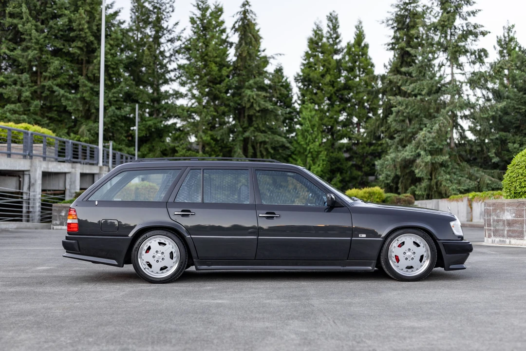 1993 Mercedes-Benz W124 E-Class - Image 15 of 31