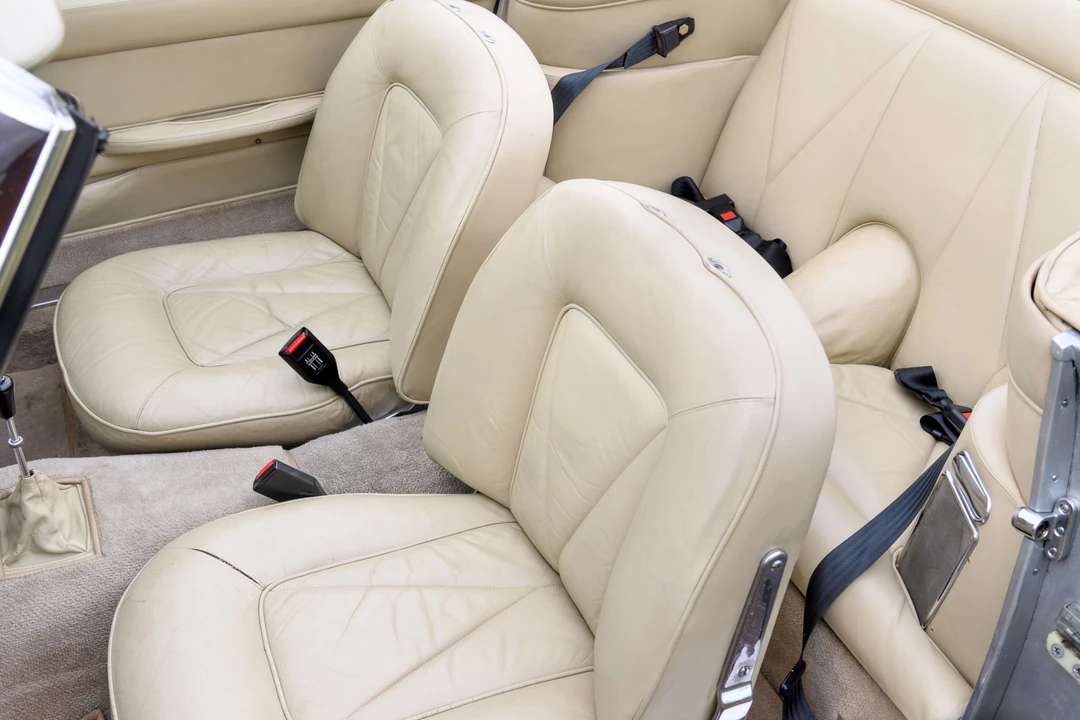 1968 Aston Martin DB6 Volante - Image 29 of 31