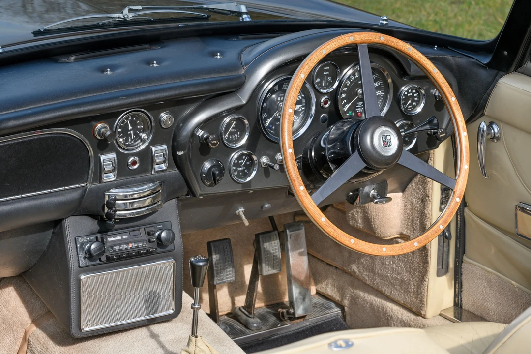 1968 Aston Martin DB6 Volante - Image 4 of 31