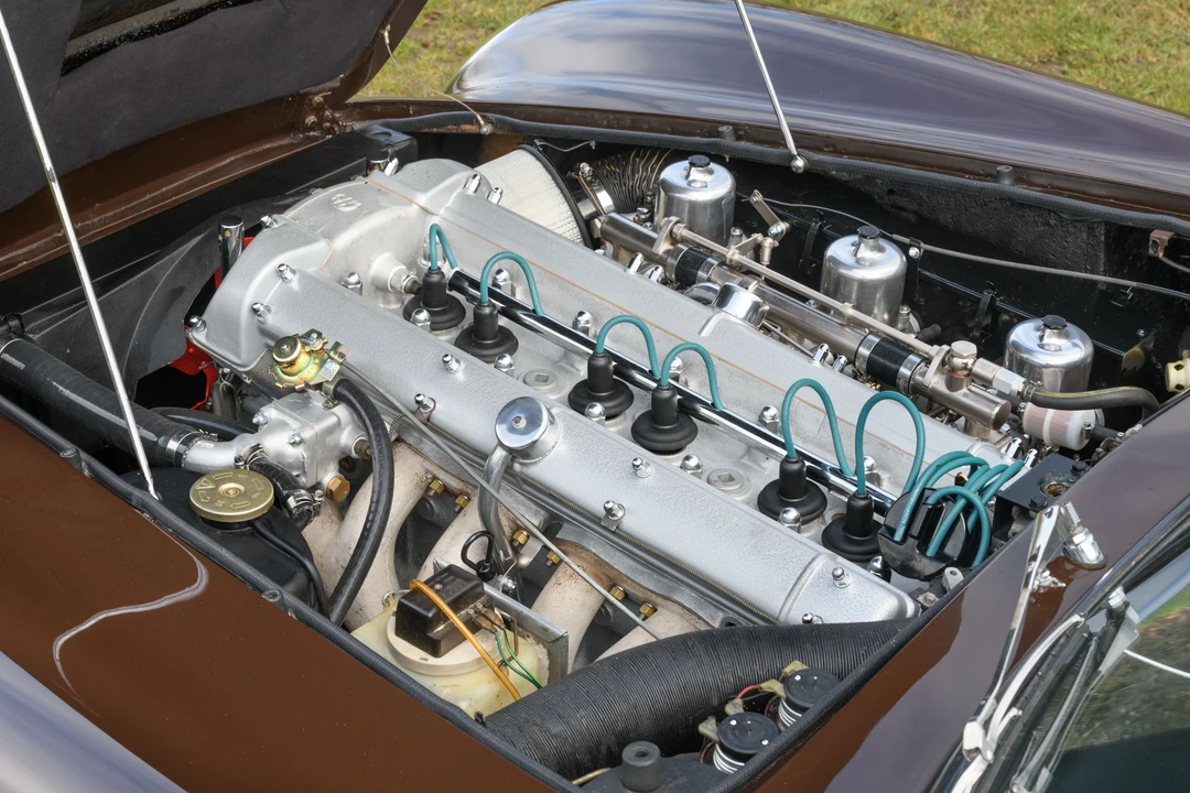 1968 Aston Martin DB6 Volante - Image 24 of 31