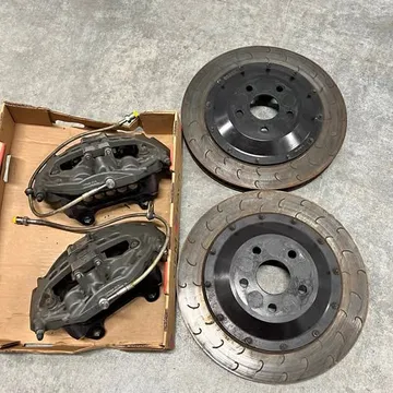 Cadillac ATS-V AP Racing Radi-CAL Pro5000R Big Brake Kit