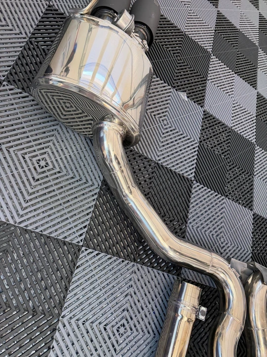 2017 Parts & Memorabilia Mechanical Components - Image 6 of 9