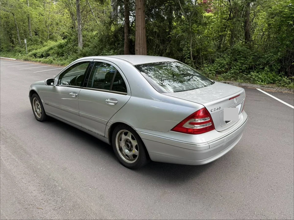 2002 Mercedes-Benz W203 C-Class - Image 4 of 11