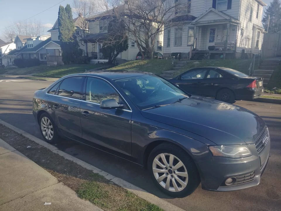 Audi - Image 3 of 5