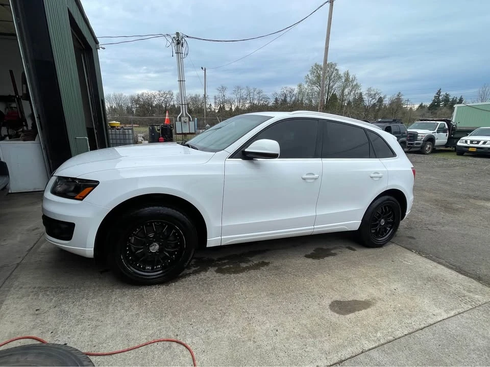 2012 Audi 8R Q5 - Image 2 of 10