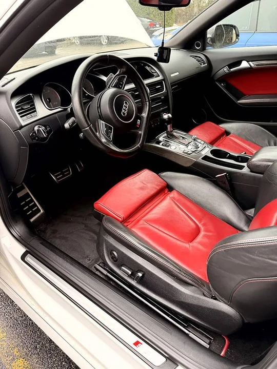 2013 Audi B8 S5 - Image 9 of 24