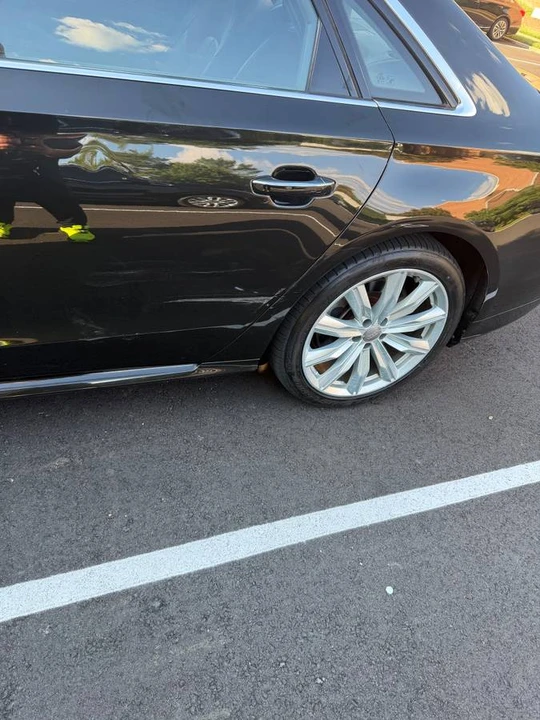 2017 Audi D4 A8 - Image 4 of 21
