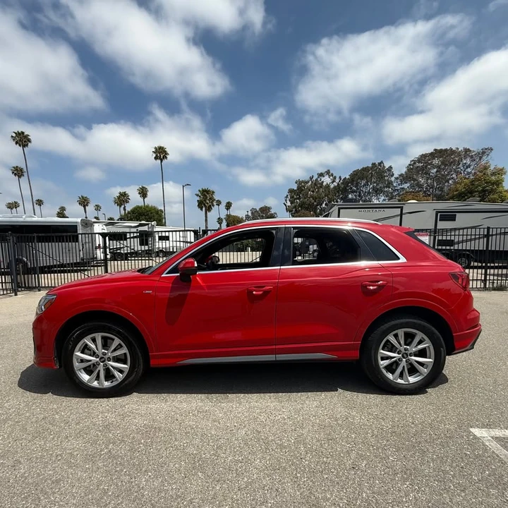 2023 Audi F3 Q3 - Image 8 of 9