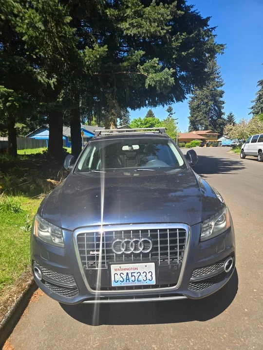 2011 Audi 8R Q5 - Image 9 of 9