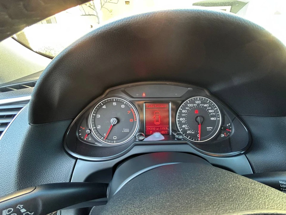 2012 Audi 8R Q5 - Image 12 of 24